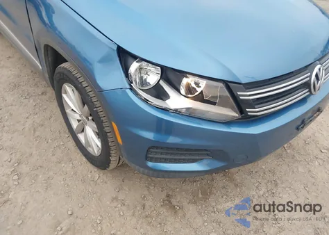 2017 Volkswagen Tiguan 2.0T Wolfsburg Edition z USA, uszkodzony, nr VIN WVGRV7AX4HW501927